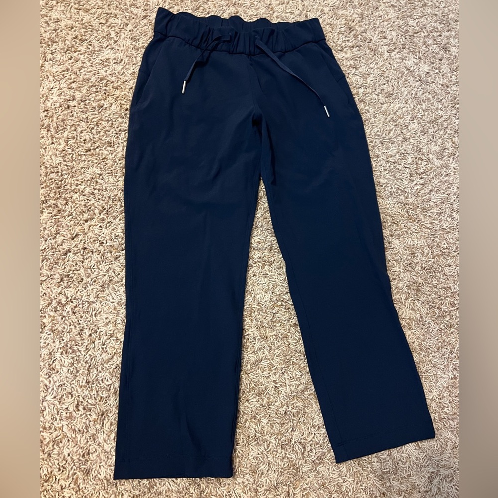 Lululemon straight leg pants. Navy blue. Size 4